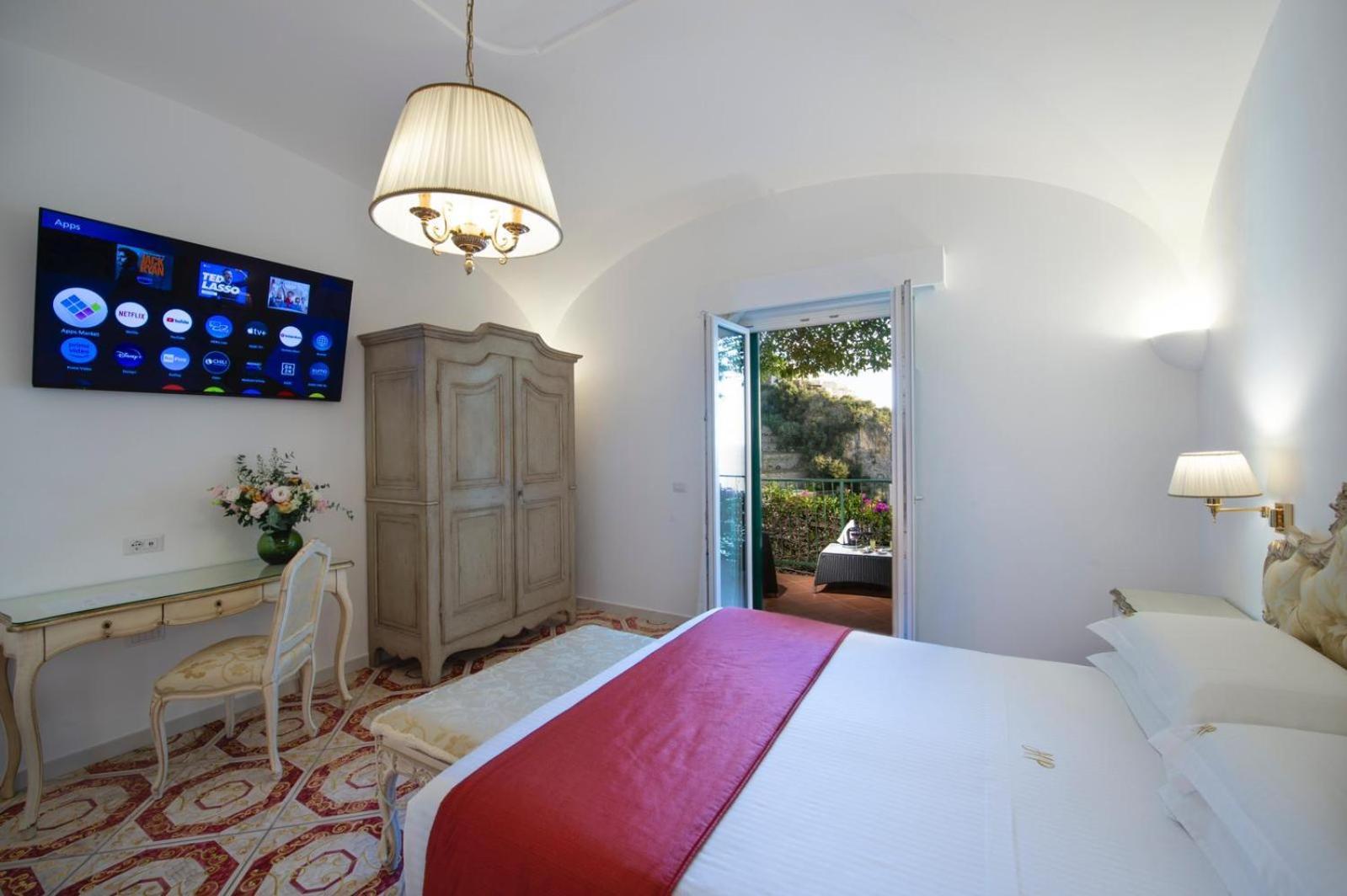 Hotel Pellegrino Praiano Extérieur photo